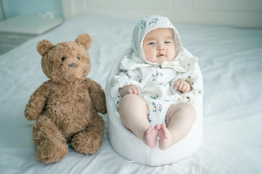 亳州宝宝吃不饱母乳的症状